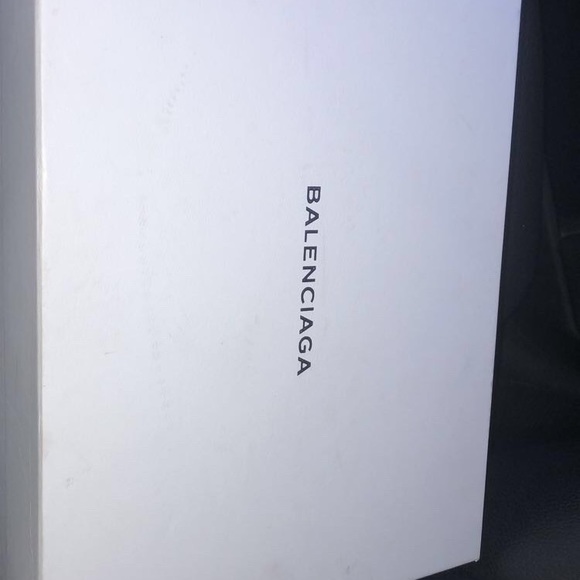 ! Only worn once ! - Picture 5 of 5